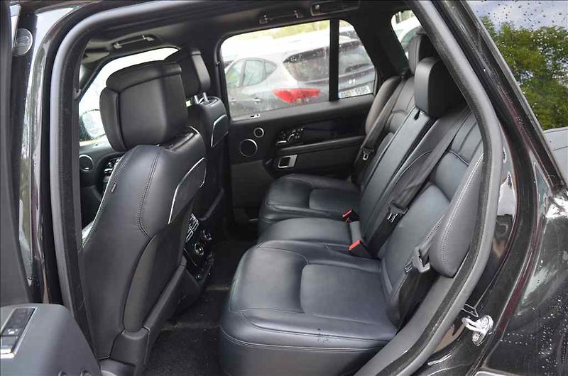 Land Rover Range Rover (2021) 3,0 D350 AUTOBIOGRAPHY - fotka 23 z 26