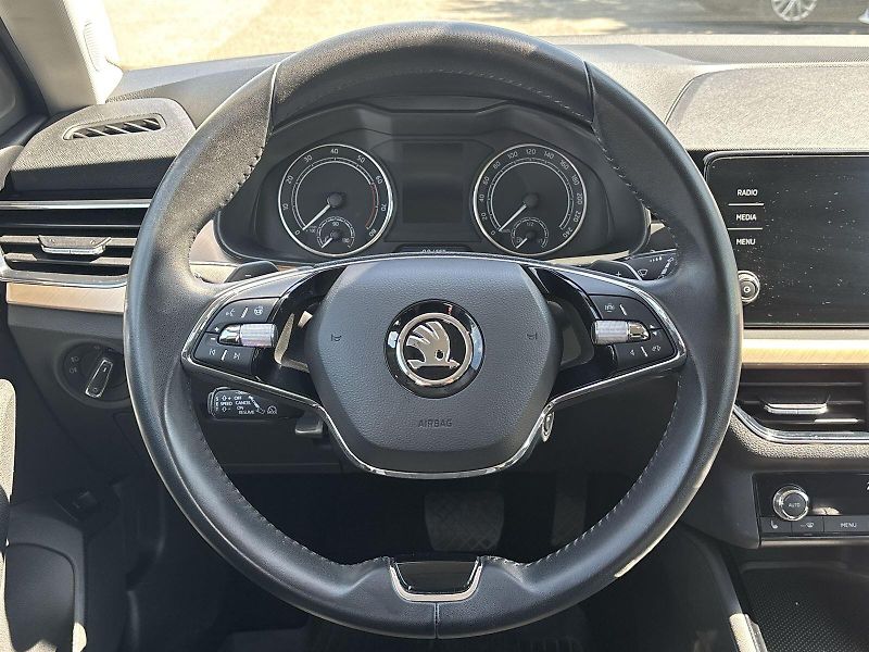 Škoda Scala (2023) 1.5 TSI DSG Style - fotka 19 z 32