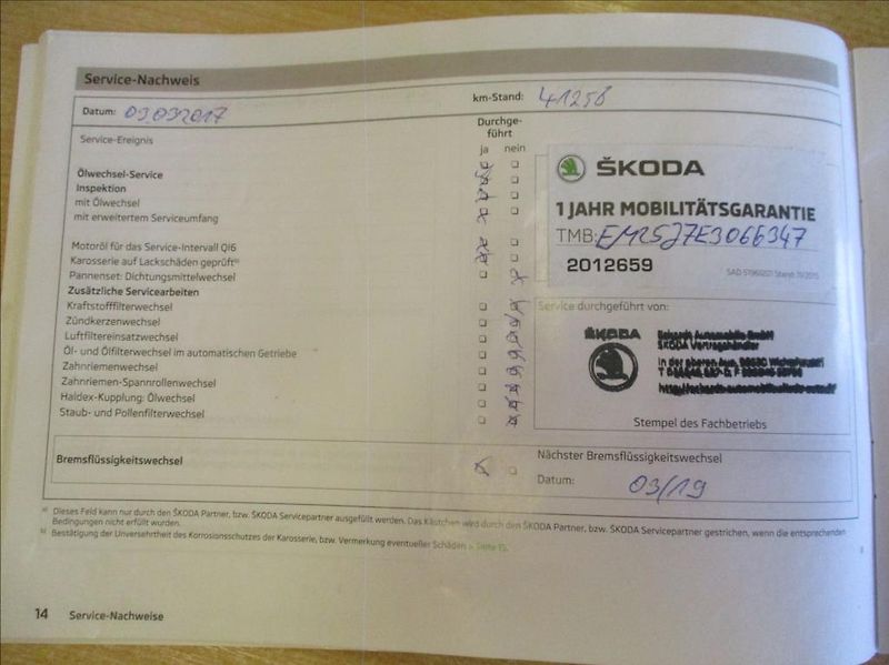 Škoda Fabia 1,2 TSi, klimatizace,serviska, - fotka 33 z 39
