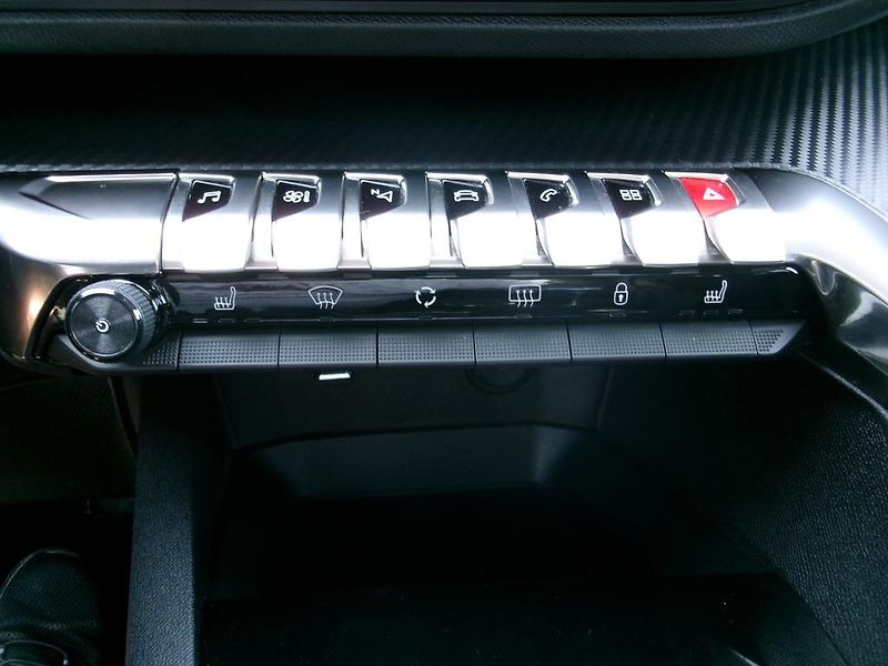 Peugeot 3008 1.6 HDi KOUPENO ČR,1.MAJITEL - fotka 11 z 19