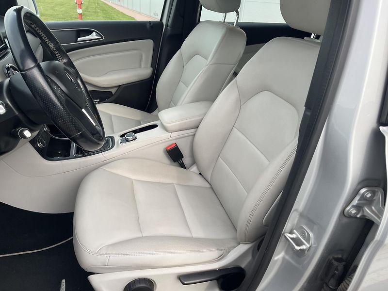 Mercedes-Benz Třídy B 180 CDi ČR - fotka 9 z 32