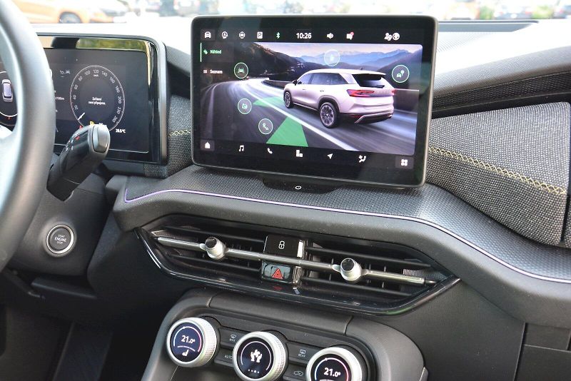 Škoda Kodiaq (2024) 2.0 TDI 110 kW DSG 7 Automat. - fotka 24 z 26