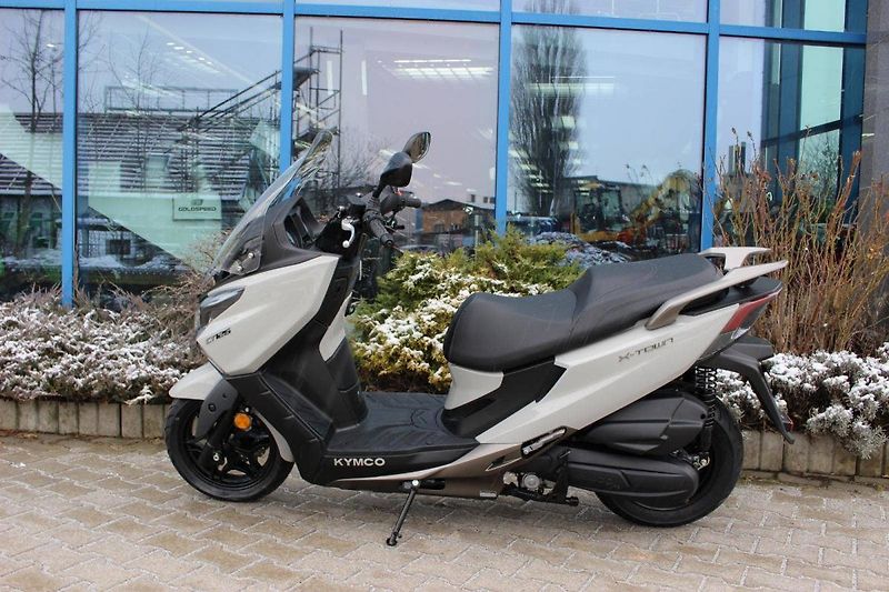 Kymco X-Town 125i ABS (2024) X-Town CITY 125i ABS AKCE 2024 - fotka 6 z 7