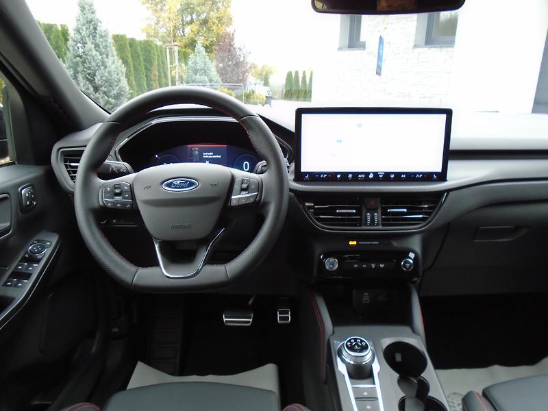 Ford Kuga 2.5 Plug-in-Hybrid ST-Line X  - fotka 15 z 44