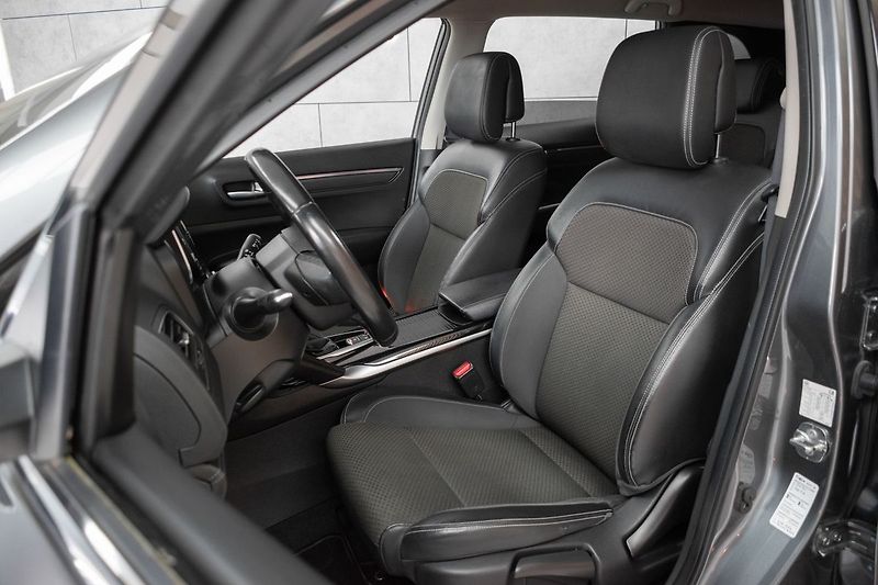 Renault Koleos 2.0 DCi 135kW AUTOMAT*KAMERA* - fotka 10 z 35