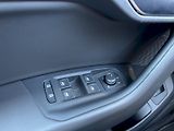 Volkswagen Touareg (2023) R-Line 3.0 TDI 210 kW V6 4Moti - náhled 22