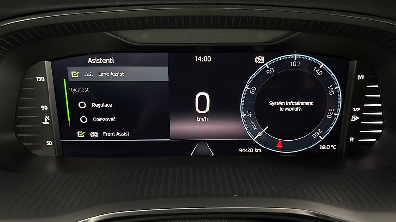 Škoda Octavia 2.0 TDI Ambition Combi - fotka 10 z 24