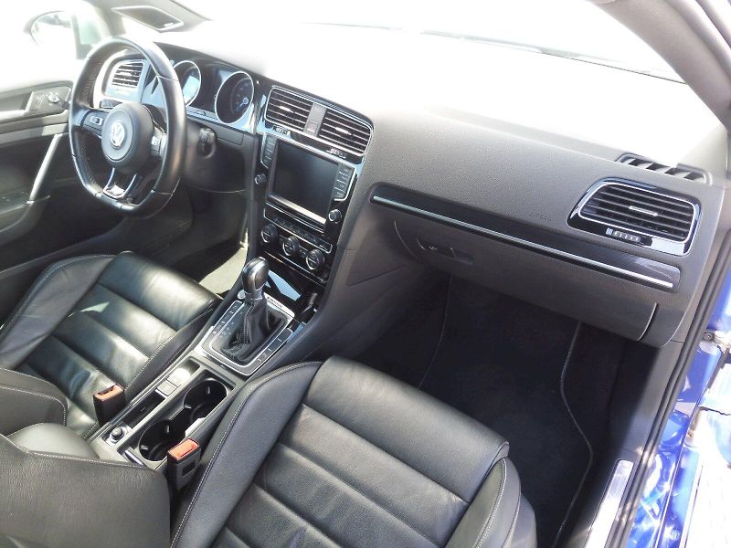 Volkswagen Golf Variant (2016) R 2,0 TSI 221kW DSG 4MOTION - fotka 8 z 29