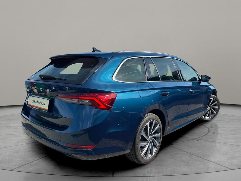 Škoda Octavia Combi Style 2.0 TDI 110kW DSG - fotka 2 z 26