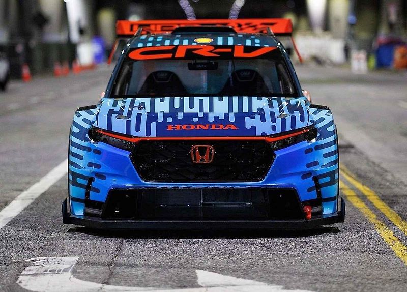 Honda CR-V Hybrid Racer