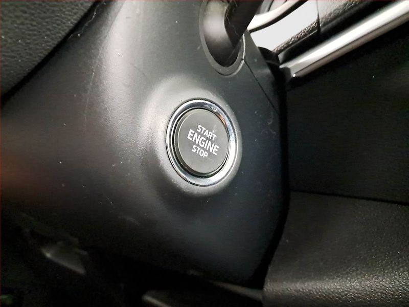 Škoda Karoq (2020) 2.0 TDI - fotka 21 z 24