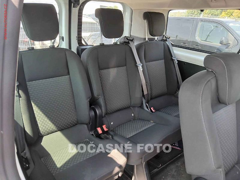Ford Transit Custom (2022) 2.0TDCi 9míst, Trend, 96kW - fotka 6 z 6