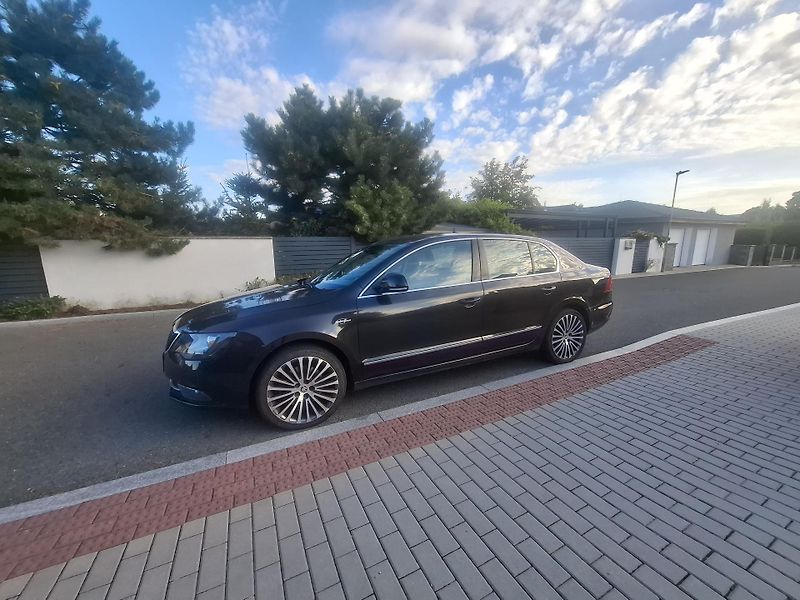 Škoda Superb (2013) 2.0 TDI,CR,Laurin&Klement - fotka 8 z 18