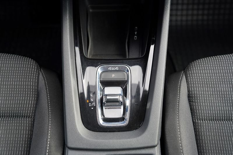 Škoda Octavia IV  2.0 TDI DSG 4x4/150 PS - fotka 31 z 43