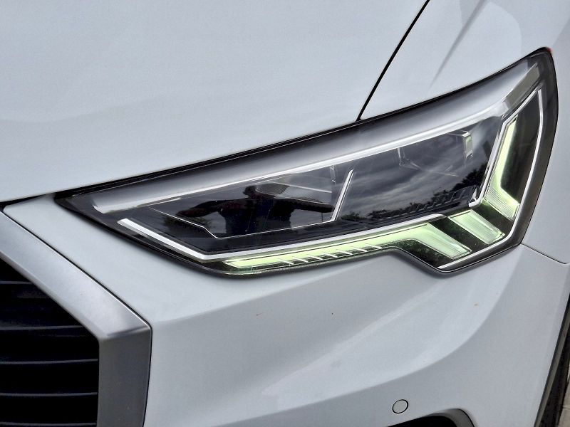 Audi Q3 (2024) Advanced S-Tronic 1,5TFSi 110k - fotka 33 z 35