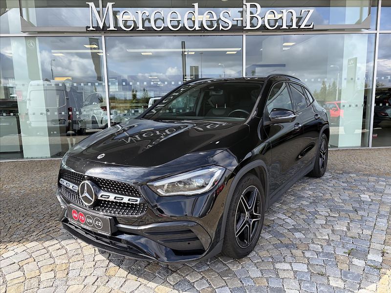 Mercedes-Benz GLA 200*AMG paket - fotka 1 z 30