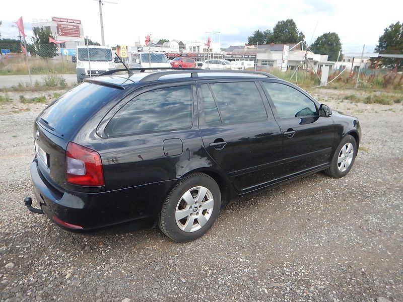 Škoda Octavia 1.9 TDi 77 kw ,motor- 60000 KM - fotka 7 z 16