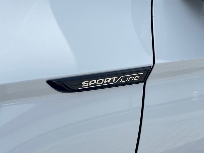 Škoda Karoq (2024) Sportline 1,5TSI 110kW DSG 7st - fotka 11 z 33