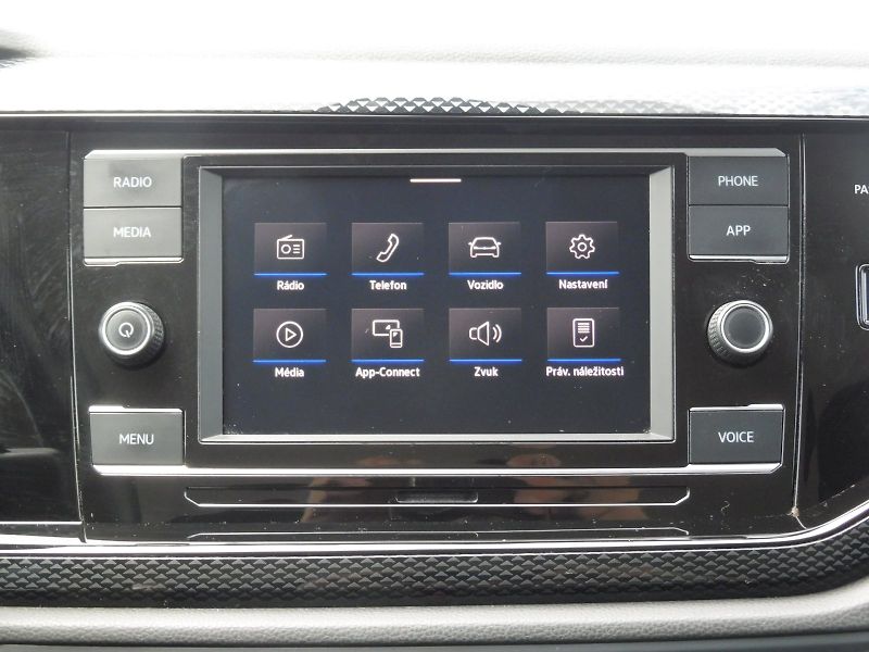 Volkswagen Taigo (2022) Life 1,0 TSI 81kW - fotka 13 z 26