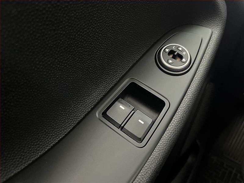 Hyundai i20 (2019) 1.2, ČR,1.maj, Serv.kniha - fotka 14 z 14