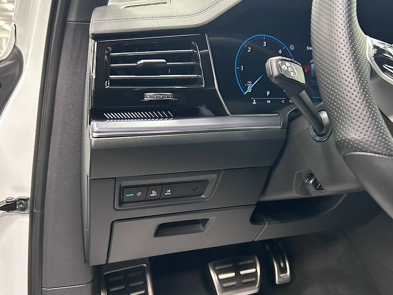 Volkswagen Touareg (2023) TDI 210kW facelift 2024 |Záruk - fotka 24 z 80