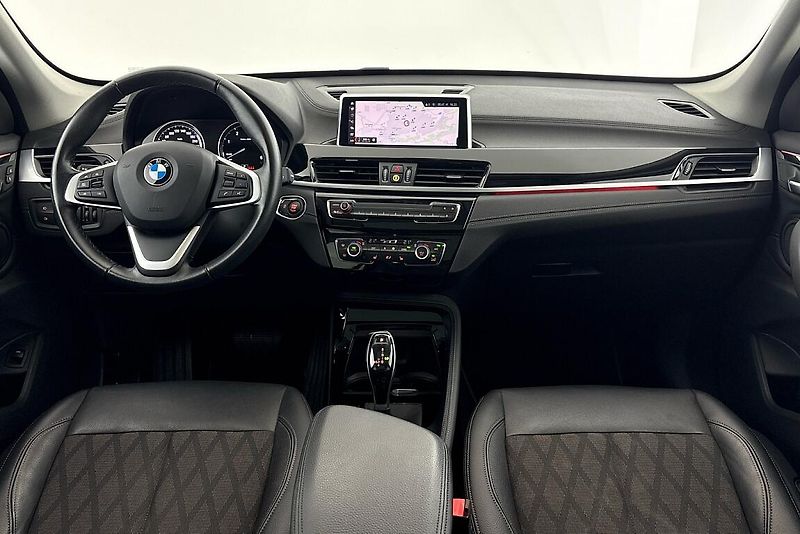 BMW X1 xDrive20d - fotka 14 z 24