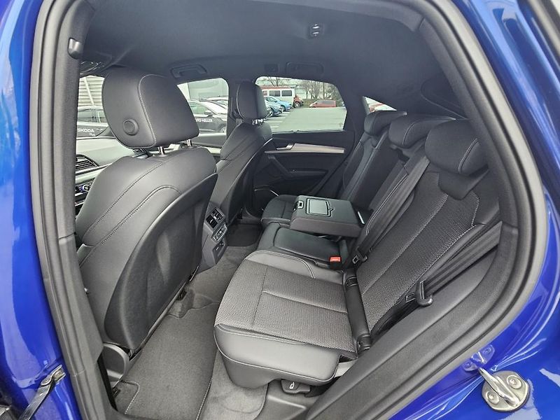 Audi Q5 2.0TDi Sportback S-Line 150kW - fotka 9 z 23