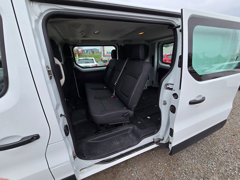 Renault Trafic (2017) 1.6 DCi 92 KW 8 - fotka 11 z 22