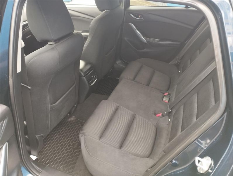 Mazda 6 2,2 110KW Skyactiv-D - fotka 10 z 18