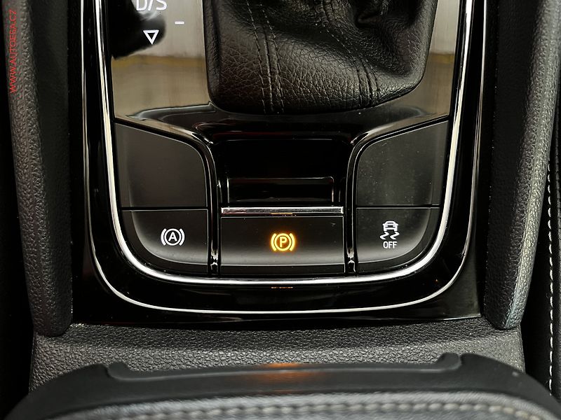Škoda Kodiaq (2019) 2.0 TSi 4x4, Soleil, DSG, TZ - fotka 17 z 20