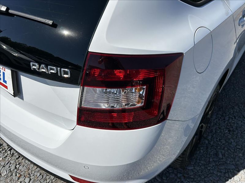 Škoda Rapid 1,2 TSi 81kW Monte Carlo, ALU - fotka 40 z 50