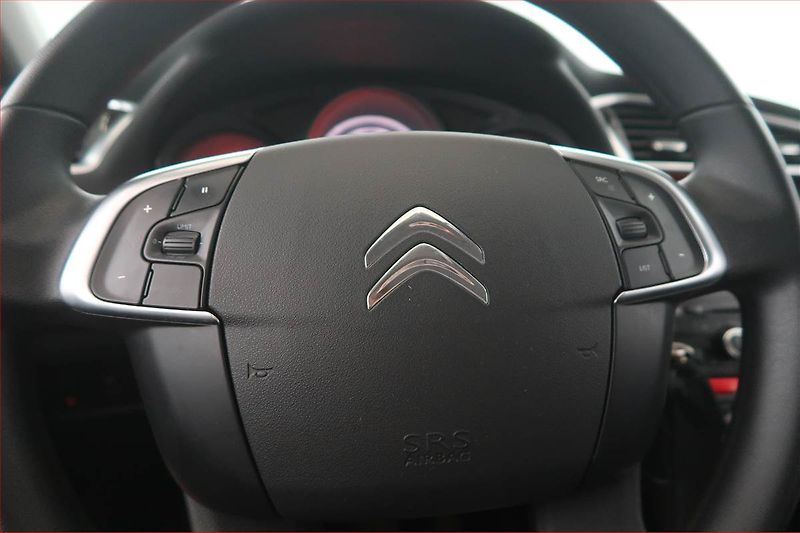 Citroën C4 (2013) 1.4 16V, Tempomat - fotka 14 z 15