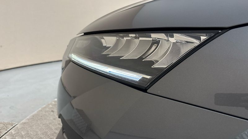 Škoda Octavia 1.4 TSI iV DSG Ambition - fotka 18 z 27