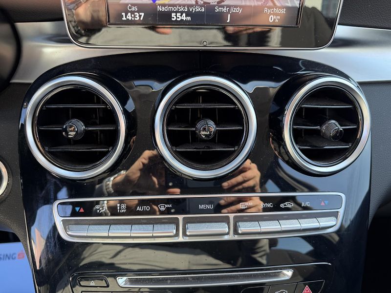 Mercedes-Benz GLC 220d 125kW 4Matic - fotka 36 z 68