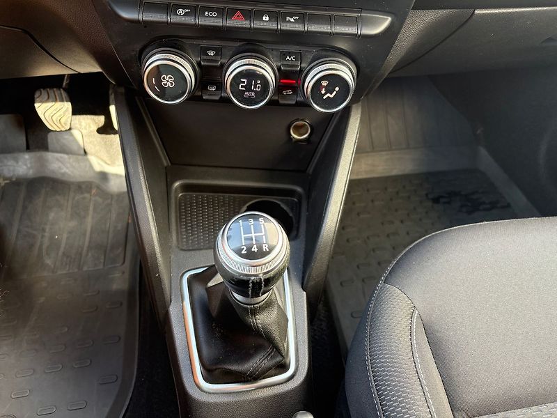 Dacia Duster 1.0TCe, 74kW, LPG+BA, Tažné - fotka 11 z 17