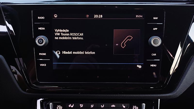Volkswagen Touran 2.0 TDI 110kW HIGHLINE - fotka 40 z 50