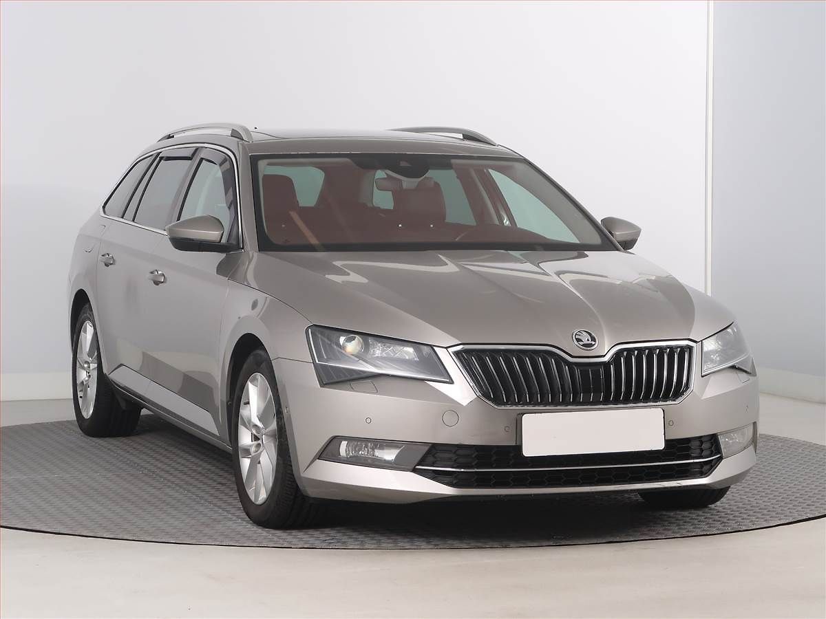 Škoda Superb Style 1.6 TDI, Kůže, Navi