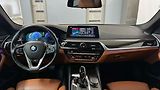 BMW Řada 5 XDIRVE/SPORT LINE/2 SADY GUM - náhled 28