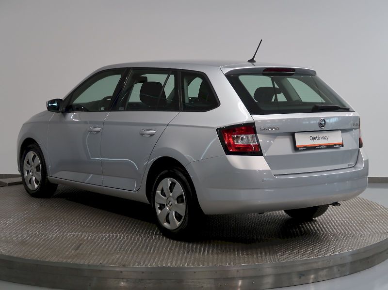 Škoda Fabia (2018) AMBITION PLUS 1.0TSI 81KW - fotka 7 z 31