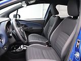 Toyota Yaris 1,5 VVT-i 82kW CZ Tažné Aut.kl - náhled 11
