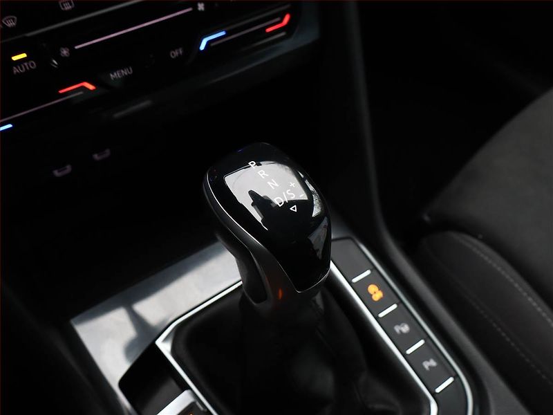 Volkswagen Tiguan (2020) Life 1.5 TSI - fotka 11 z 20
