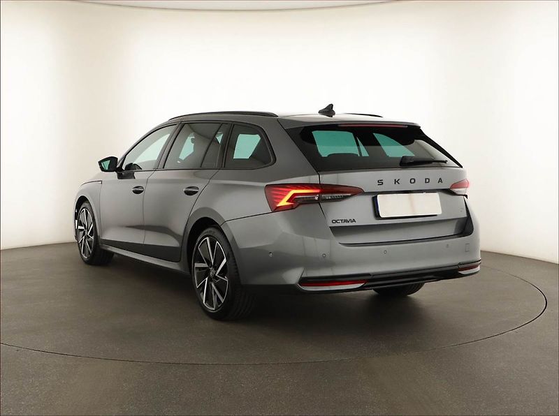 Škoda Octavia (2025) Sportline 2.0 TDI - fotka 4 z 19
