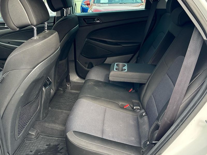 Hyundai Tucson (2018) 1.6 T-GDI 130kW 4x4 - fotka 7 z 22