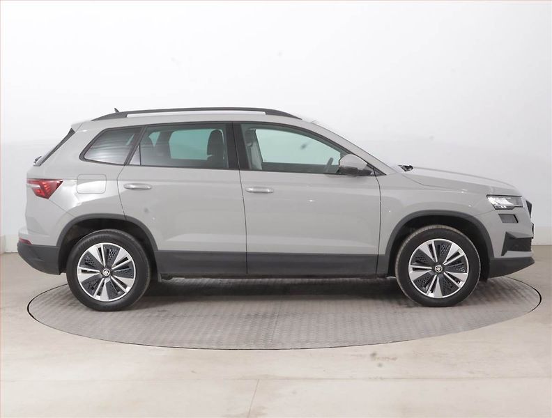 Škoda Karoq (2024) 2.0 TDI - fotka 6 z 17