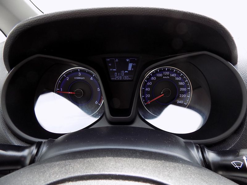 Hyundai ix20 (2017) 1.4 CRDi/1.Maj.ČR/Klima/ - fotka 25 z 30