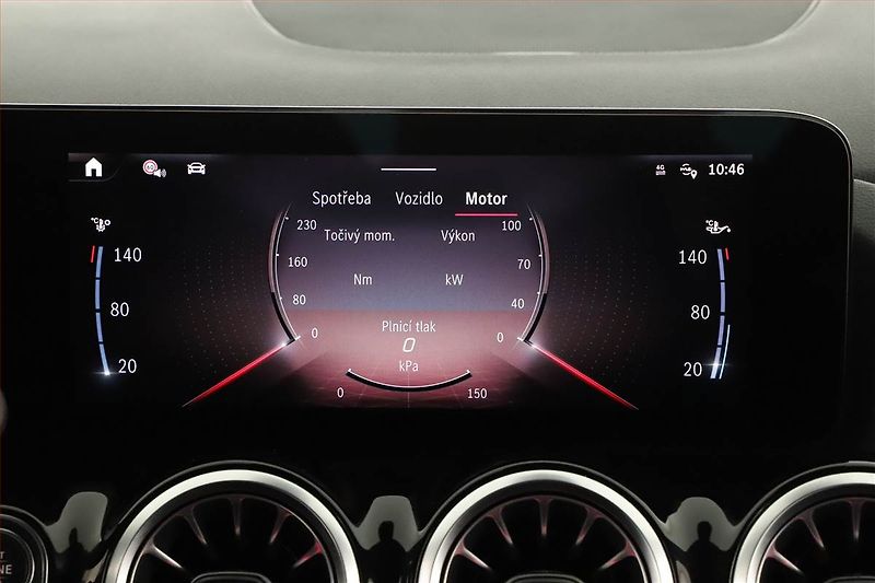 Mercedes-Benz GLA (2025) 180, AMG LINE, KEYLESS - fotka 18 z 20