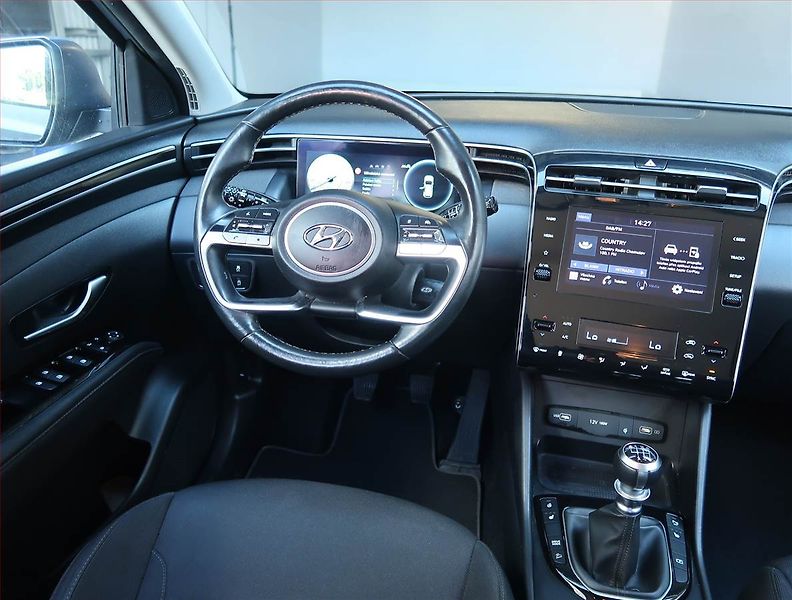 Hyundai Tucson (2021) 1.6 T-GDI - fotka 7 z 15