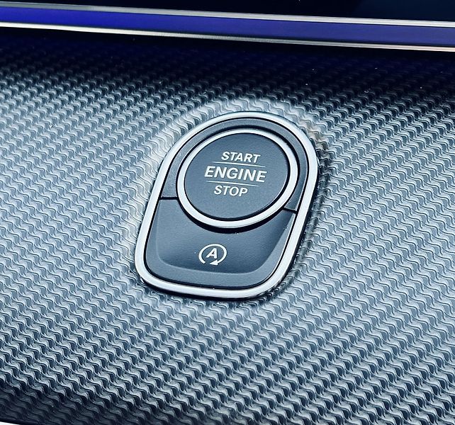 Mercedes-Benz Třídy V (2026) 300d EXCLUSIVE AMG 4M L AIR - fotka 33 z 36