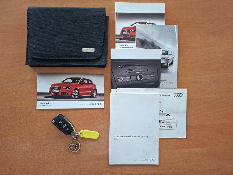 Audi A1 (2011) 1.2TFSi 63kW S-LINE -NOVÉ V ČR - fotka 22 z 34