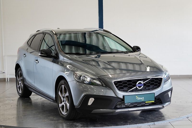 Volvo V40 - fotka 2 z 23